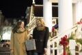 two women shopping in gettysburg at christmas time